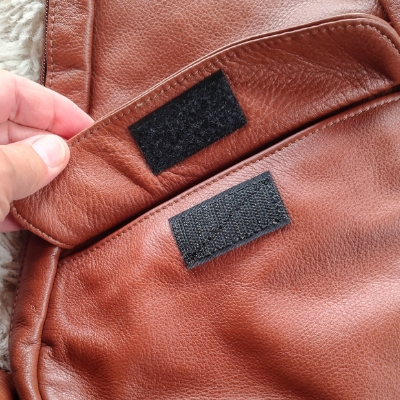 Ameribag Healthy Back Sling Bag-15" - Picture 10 of 12